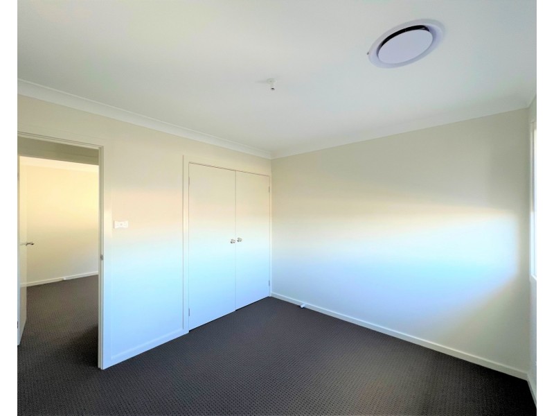42 Chara Road, Austral NSW 2179
