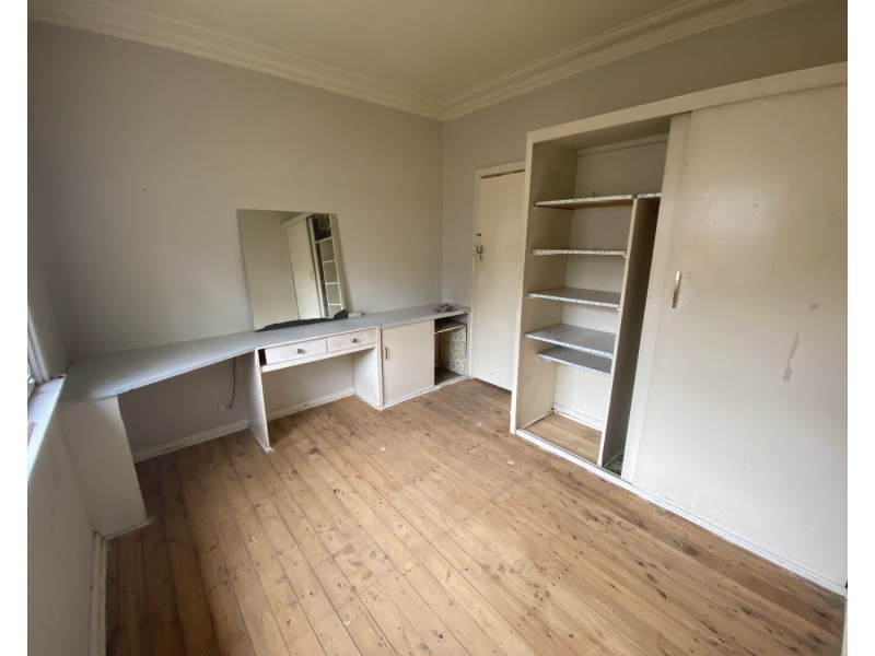 10 Laurel Street, Carramar NSW 2163