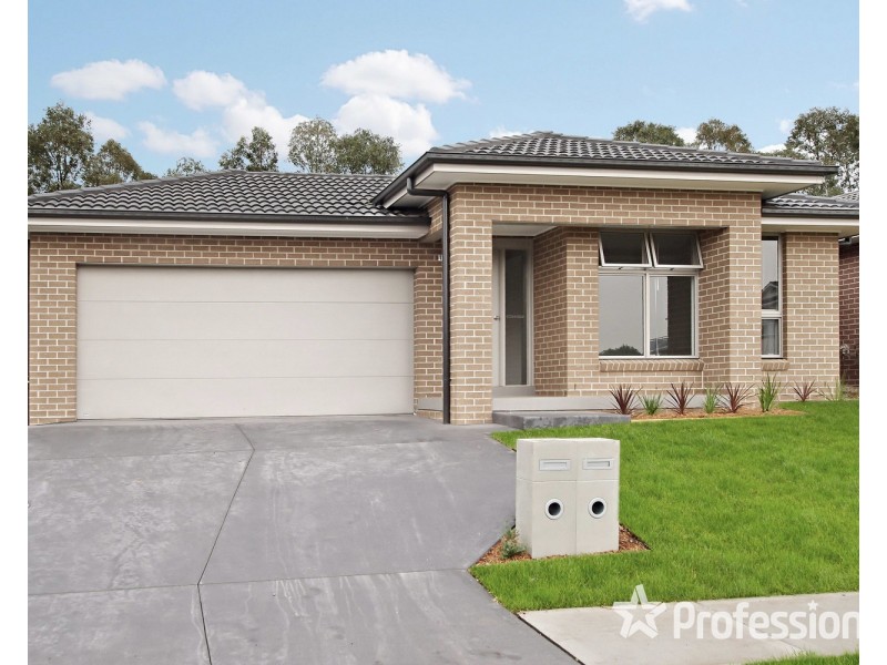10 & 10C Borg Place, Prairiewood NSW 2176