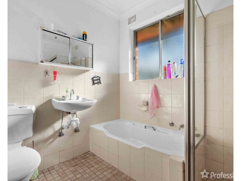 15/53 Hamilton Road, Fairfield NSW 2165