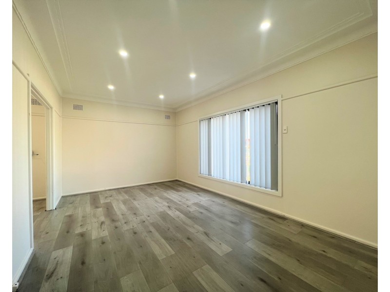 6 Lombard Street, Fairfield NSW 2165