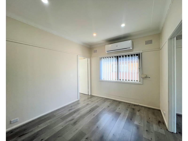 6 Lombard Street, Fairfield NSW 2165