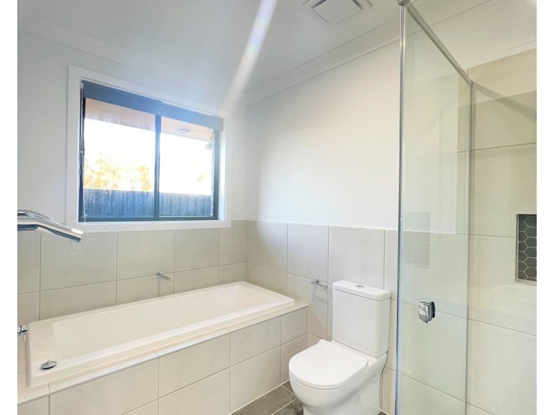 252 Eighth Avenue, Austral NSW 2179