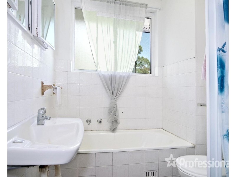 10/127 The Crescent, Fairfield NSW 2165