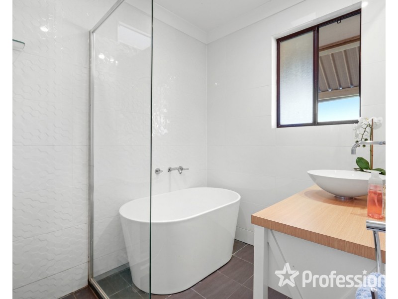 9 Cecil Place, Greenfield Park NSW 2176