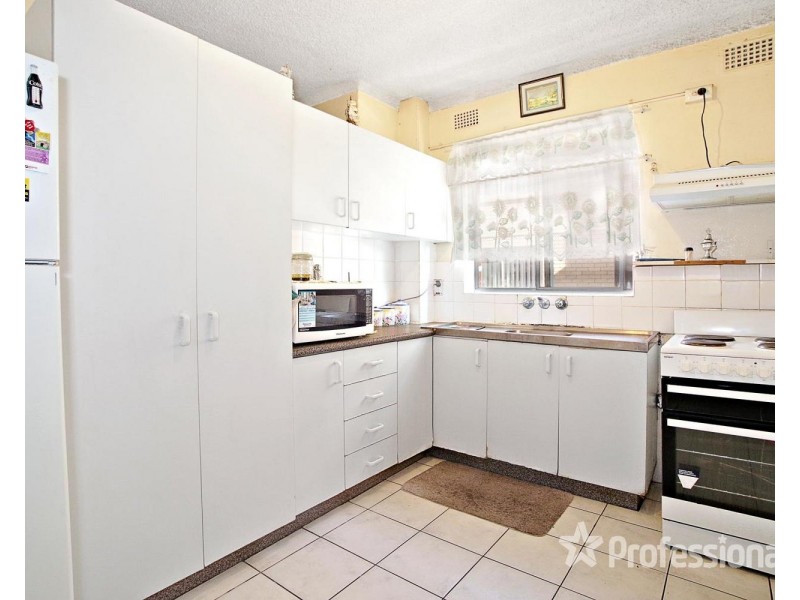 1/23 York Street, Fairfield NSW 2165