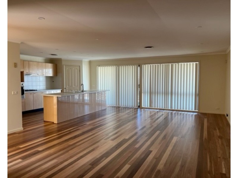 15 Davina Crescent, Cecil Hills NSW 2171