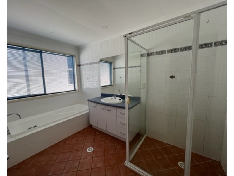 15 Davina Crescent, Cecil Hills NSW 2171