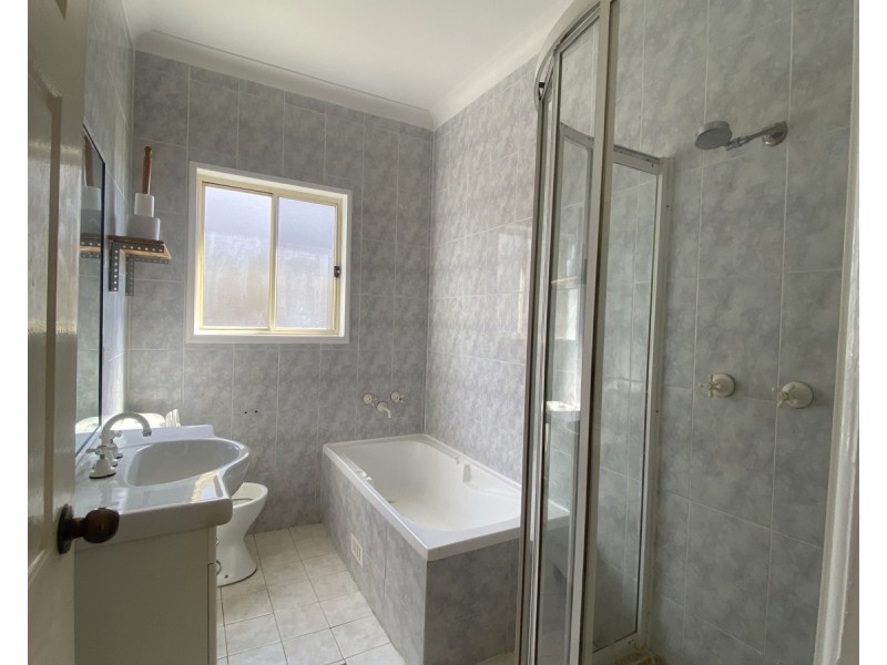 24 Rowley Street, Smithfield NSW 2164