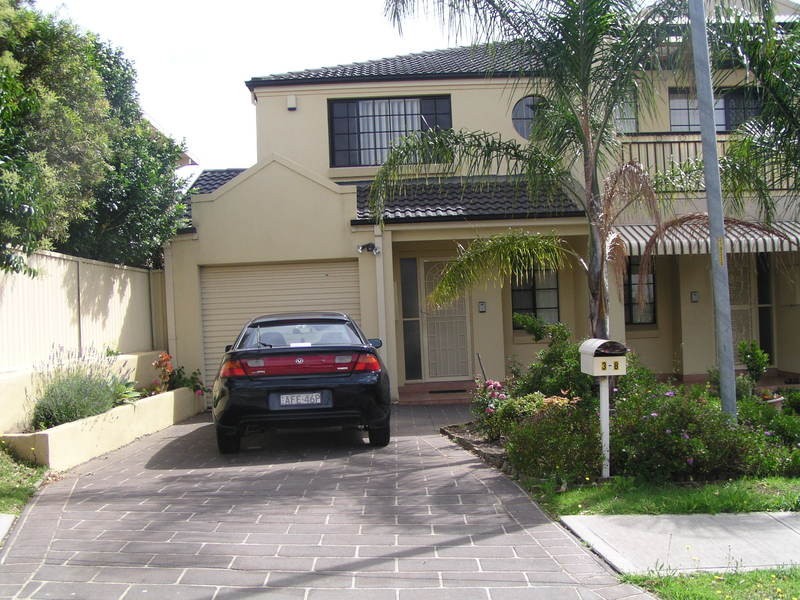 3/8 Codrington Street, Fairfield NSW 2165