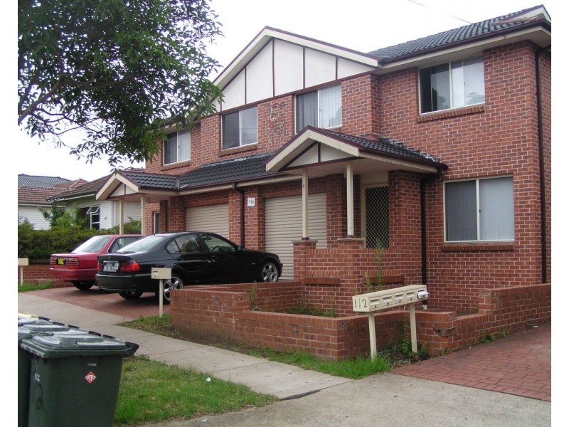 2/112 Camden Street, Fairfield Heights NSW 2165