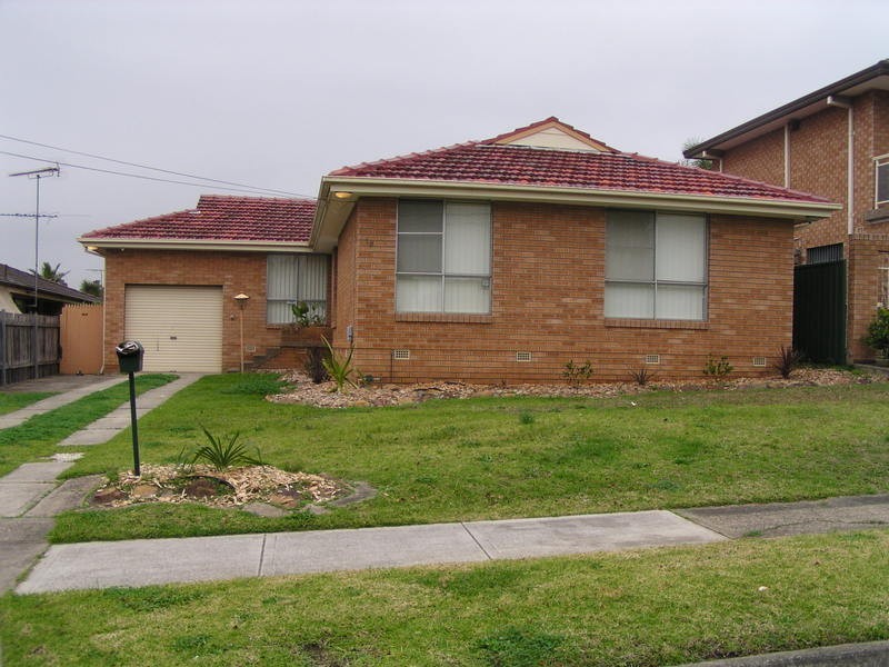 13 Brisbane Road, Lurnea NSW 2170