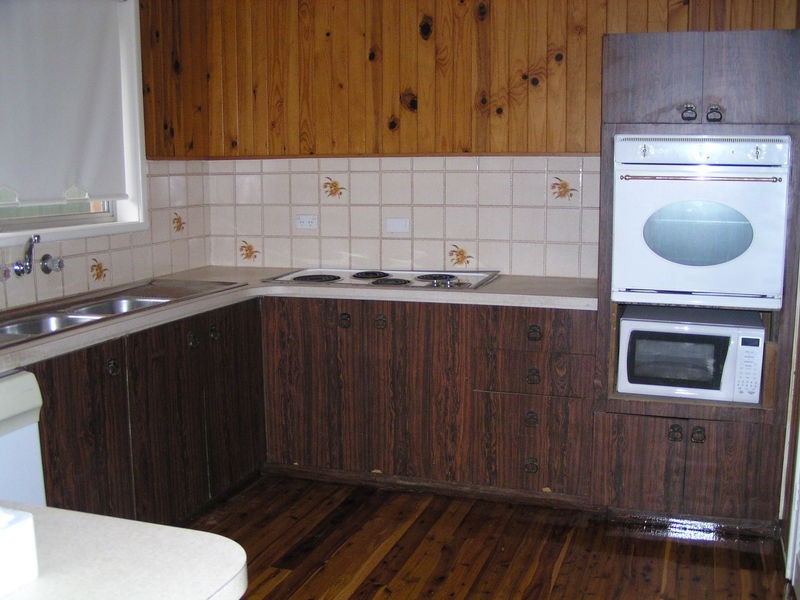 13 Brisbane Road, Lurnea NSW 2170