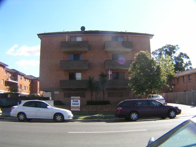 Fairfield NSW 2165