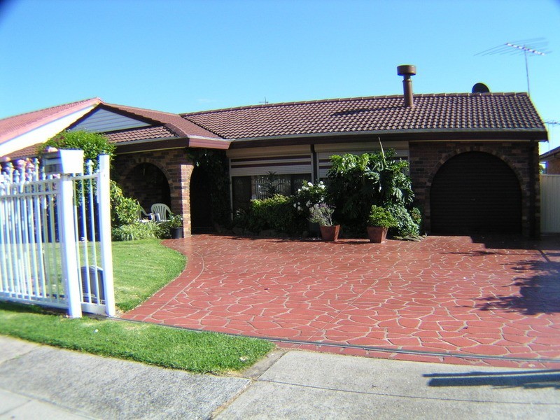 Bossley Park NSW 2176
