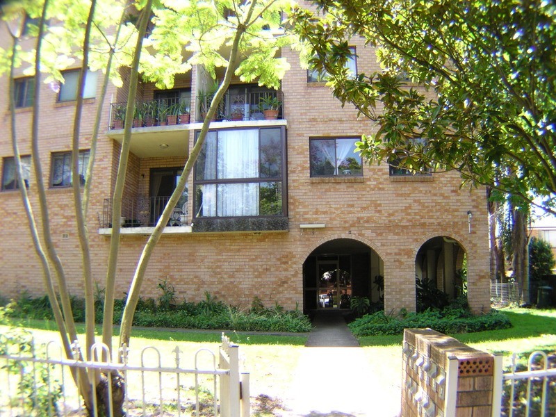 9/9-11 Wilde Street, Carramar NSW 2163