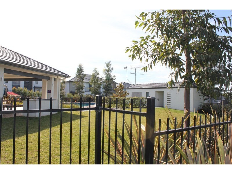 9 Garret Lane, Hoxton Park NSW 2171