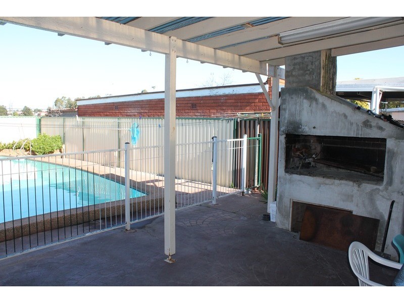 Fairfield West NSW 2165