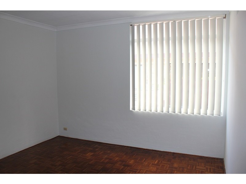6/76 Harris Street, Fairfield NSW 2165