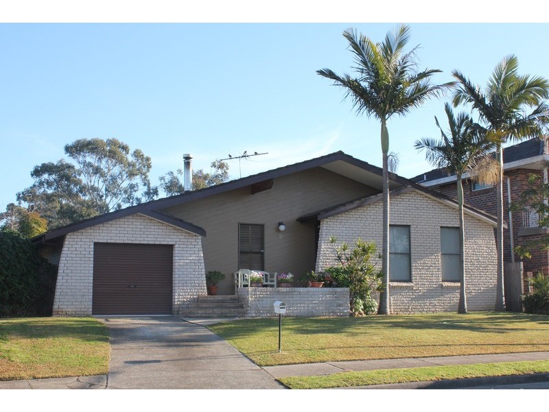 2 Cecil Place, Greenfield Park NSW 2176