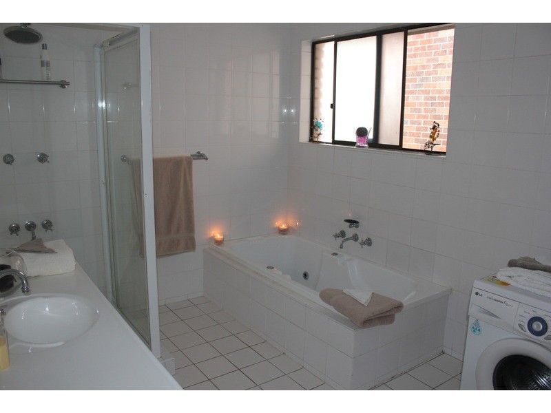 2 Cecil Place, Greenfield Park NSW 2176