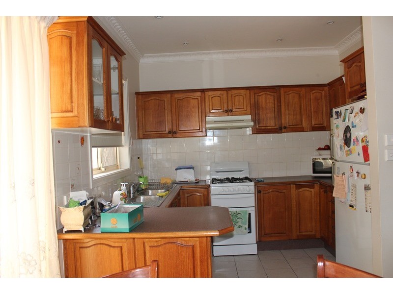 2/33 Mallacoota Street, Wakeley NSW 2176