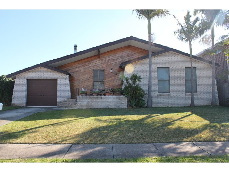 2 Cecil Place, Greenfield Park NSW 2176