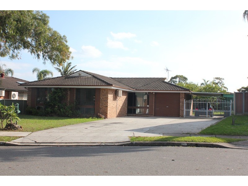 8 Strzlecki Road, Wakeley NSW 2176