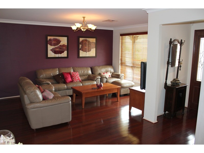 4 Hannan  Place, Prairiewood NSW 2176