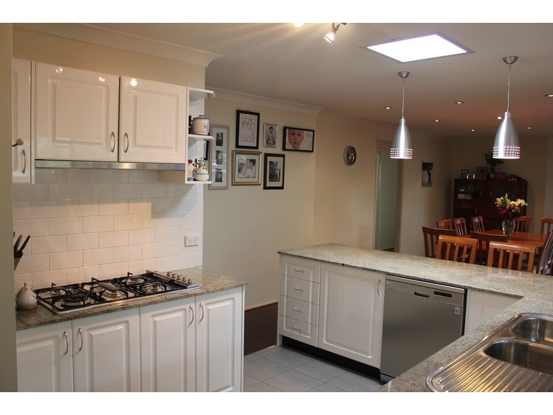 4 Hannan  Place, Prairiewood NSW 2176