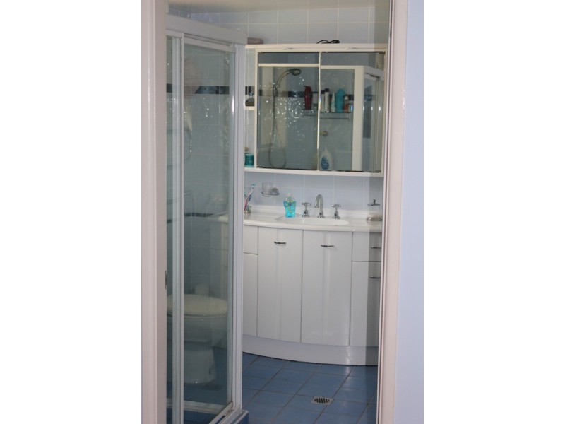 10 Noelene Street, Fairfield West NSW 2165