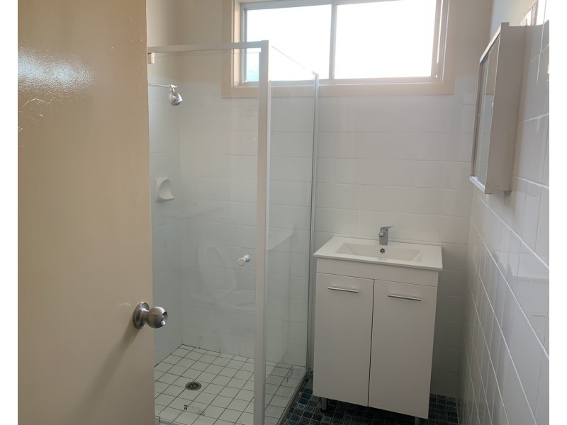 4 Oxley Street, Fairfield NSW 2165