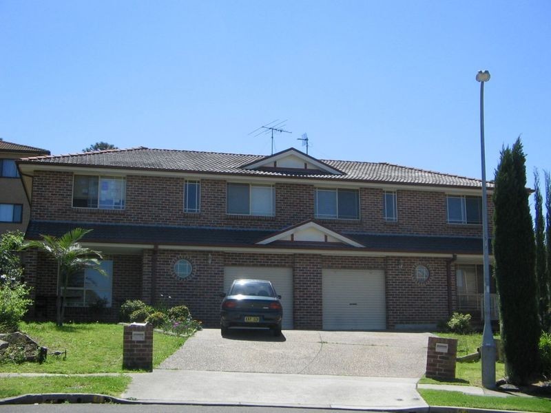 5a Erina Place, Bossley Park NSW 2176