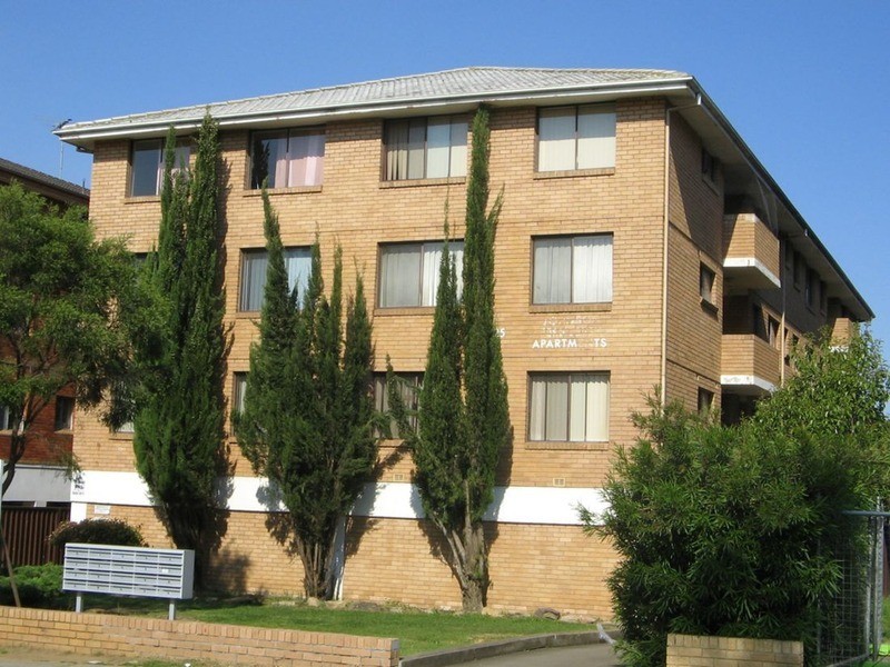 7/25 York Street, Fairfield NSW 2165