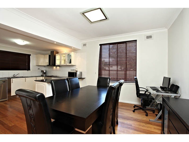 417 The Horsley Drive, Fairfield NSW 2165