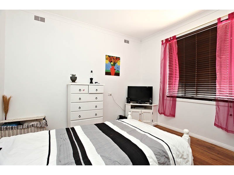 417 The Horsley Drive, Fairfield NSW 2165