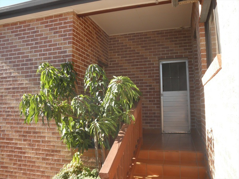 25b Rowley Street, Smithfield NSW 2164