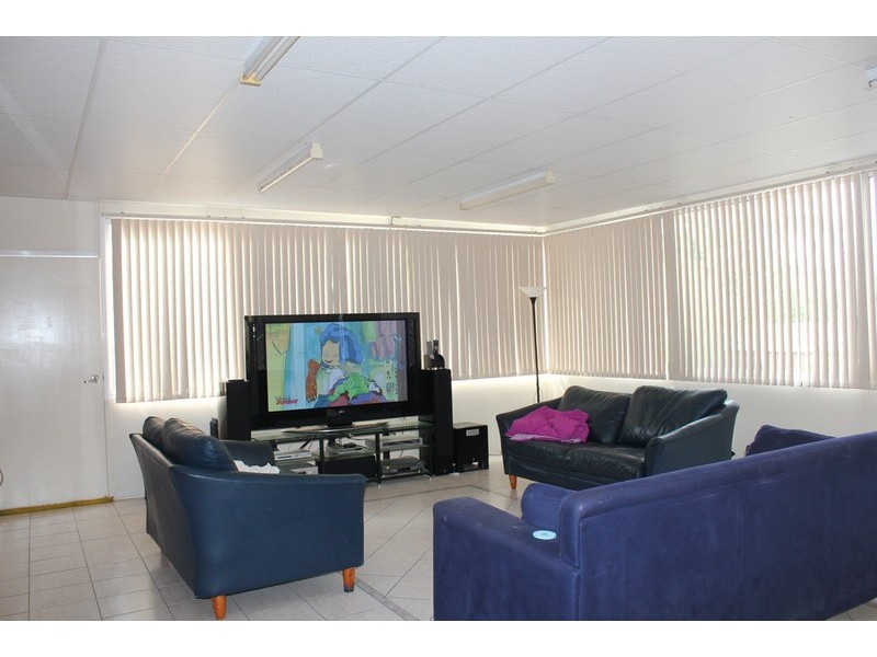 9 Nineveh Street, Greenfield Park NSW 2176