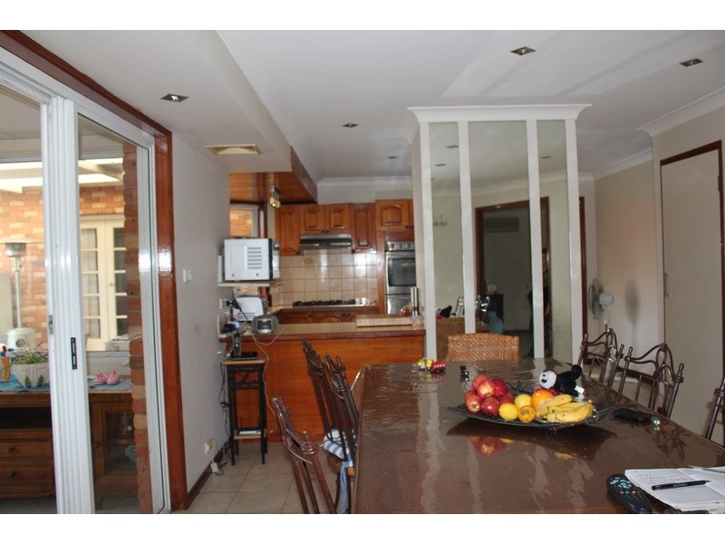 9 Nineveh Street, Greenfield Park NSW 2176