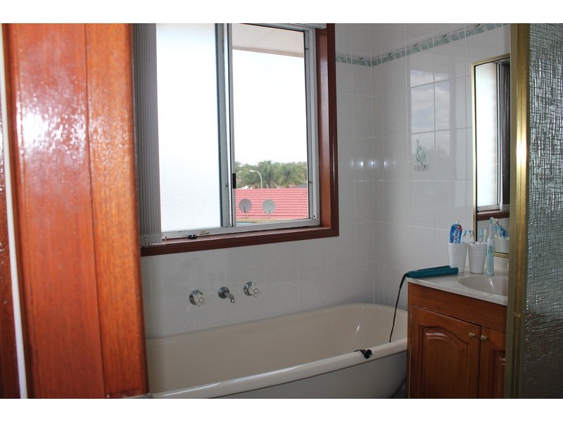 9 Nineveh Street, Greenfield Park NSW 2176