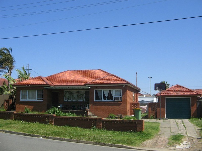 2 Kaluna  Avenue, Smithfield NSW 2164