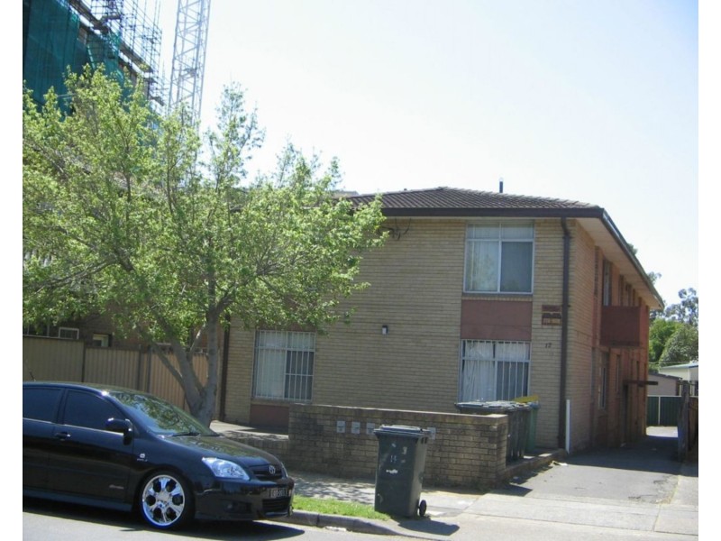 2/12 Vine Street, Fairfield NSW 2165