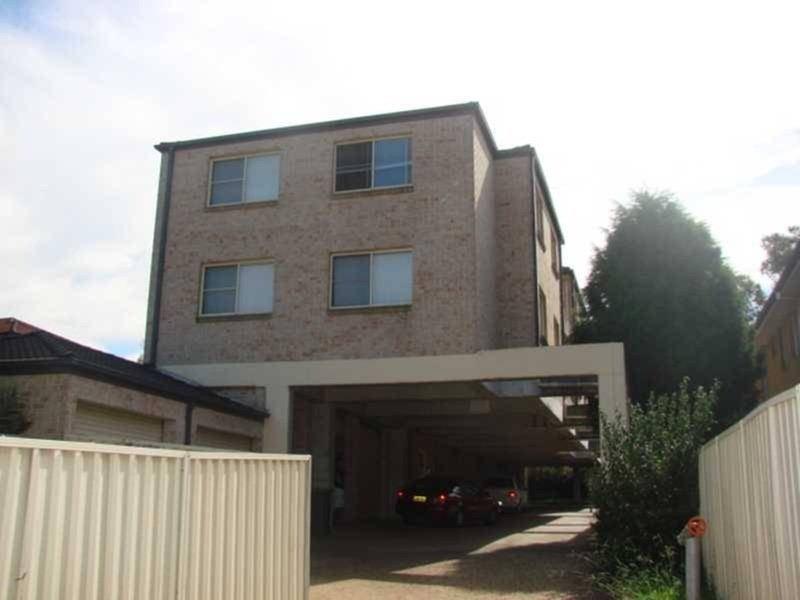 Fairfield NSW 2165