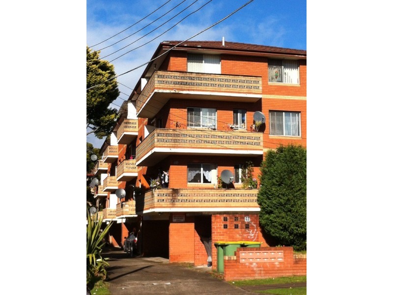 5/81 Harris Street, Fairfield NSW 2165