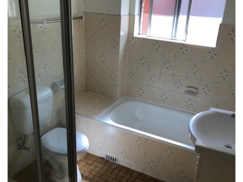 4/8-10 Wrentmore Street, Fairfield NSW 2165