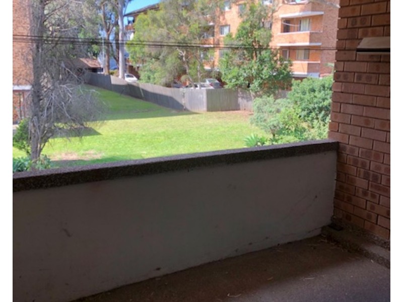 4/8-10 Wrentmore Street, Fairfield NSW 2165