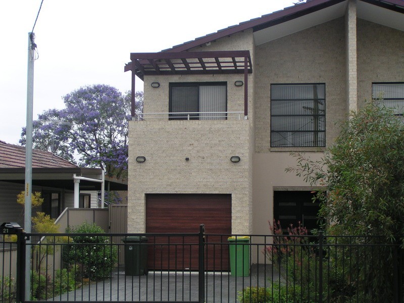 21 Wendon Street, Fairfield NSW 2165