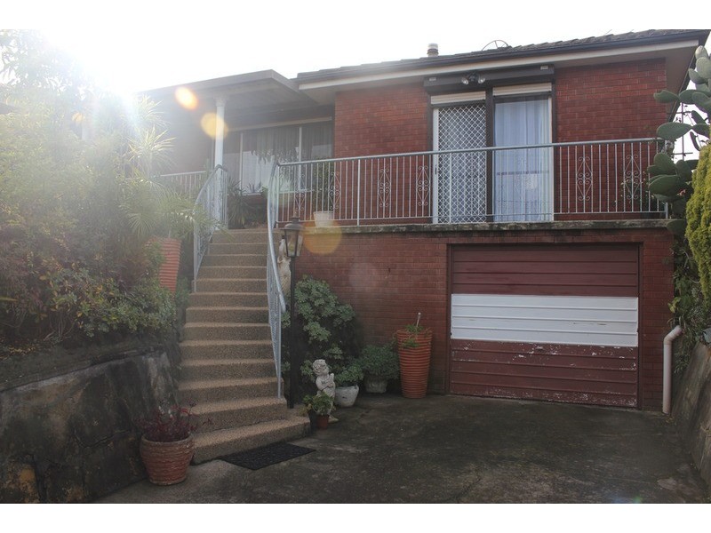 12 Maree Avenue, Cabramatta West NSW 2166