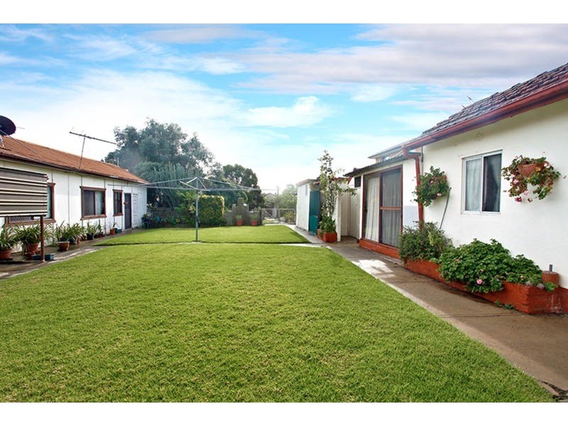 98 Eton Street, Smithfield NSW 2164