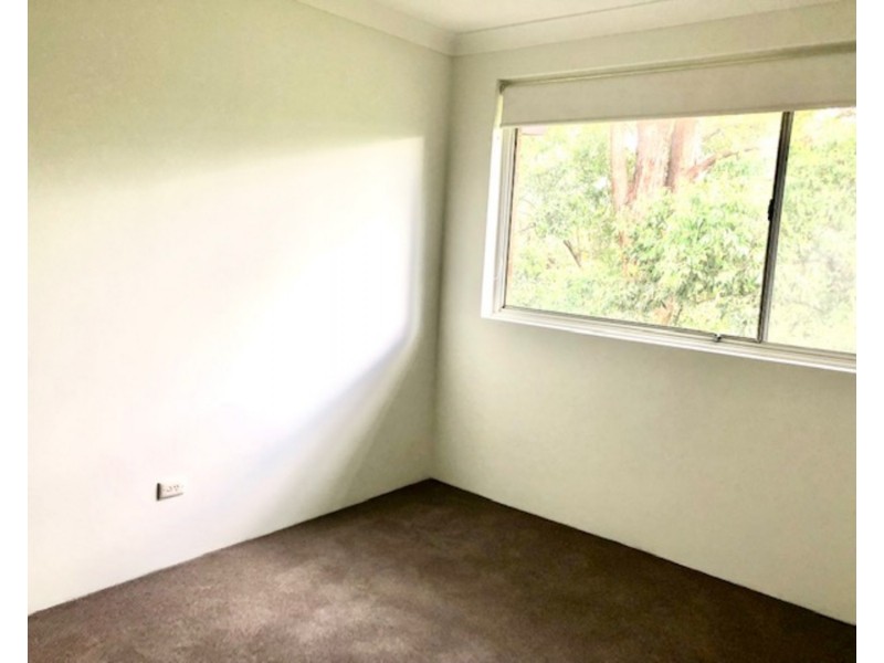 37/127 The Crescent, Fairfield NSW 2165